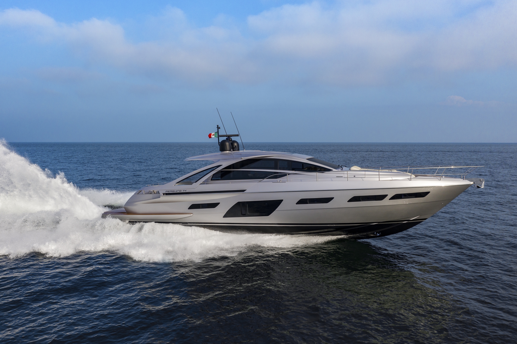 Pershing 7X Cruising Pershing 7X