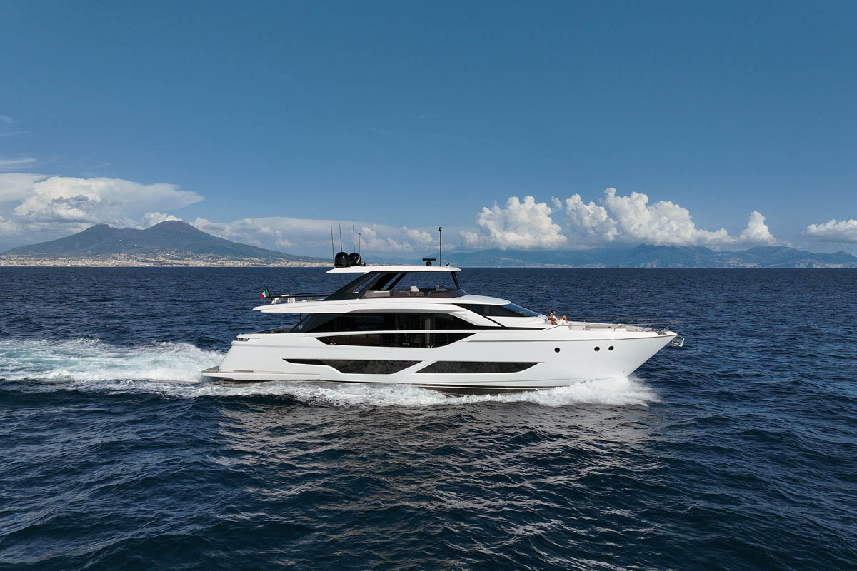 FerrettiYachts_860_Cruising-0002