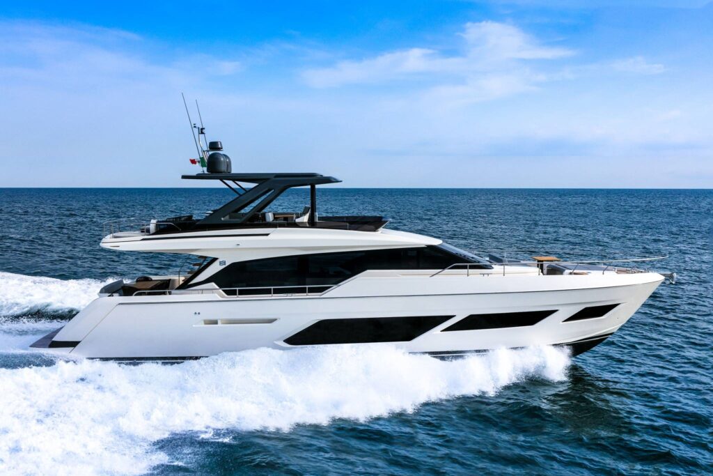 ferrettiyacht-720
